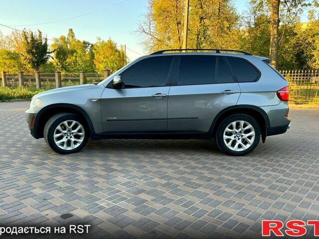 Серый БМВ Х5, объемом двигателя 3 л и пробегом 225 тыс. км за 12700 $, фото 1 на Automoto.ua