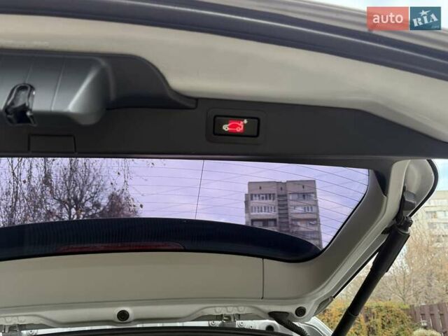 Сірий БМВ Х5, об'ємом двигуна 2.99 л та пробігом 320 тис. км за 14950 $, фото 24 на Automoto.ua