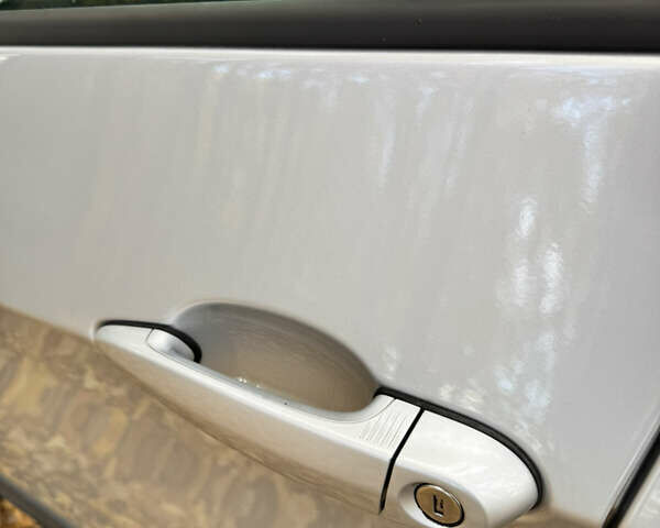 БМВ Х5 2011 в Львове на Automoto.ua Серый БМВ Х5, объемом двигателя 2.98 л и пробегом 171 тыс. км за 13900 $, фото 9 на Automoto.ua