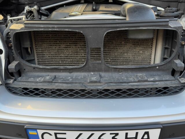 Серый БМВ Х5, объемом двигателя 3 л и пробегом 211 тыс. км за 8500 $, фото 4 на Automoto.ua