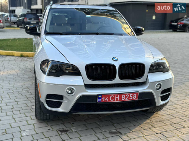 Серый БМВ Х5, объемом двигателя 3 л и пробегом 287 тыс. км за 15500 $, фото 13 на Automoto.ua