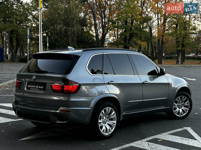 Серый БМВ Х5, объемом двигателя 2.99 л и пробегом 225 тыс. км за 15999 $, фото 2 на Automoto.ua