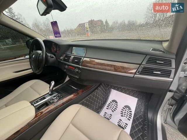 Серый БМВ Х5, объемом двигателя 2.98 л и пробегом 325 тыс. км за 12999 $, фото 66 на Automoto.ua