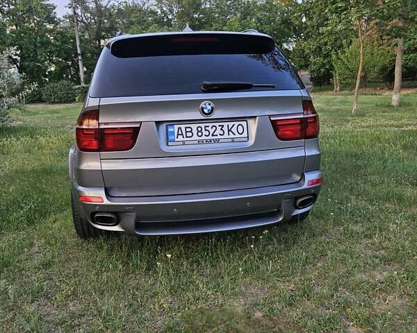 Серый БМВ Х5, объемом двигателя 3 л и пробегом 225 тыс. км за 15500 $, фото 5 на Automoto.ua