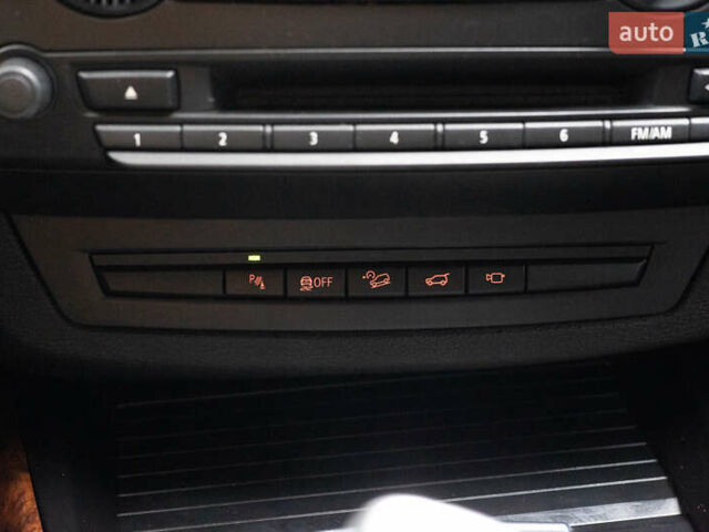 Сірий БМВ Х5, об'ємом двигуна 3 л та пробігом 237 тис. км за 19900 $, фото 46 на Automoto.ua