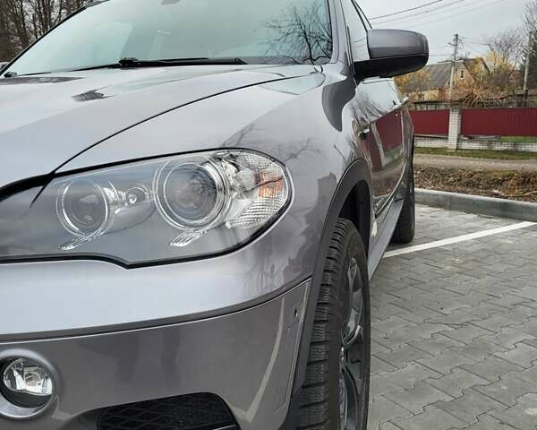 Сірий БМВ Х5, об'ємом двигуна 2.99 л та пробігом 252 тис. км за 19800 $, фото 9 на Automoto.ua