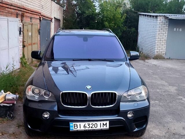 Серый БМВ Х5, объемом двигателя 3 л и пробегом 215 тыс. км за 15500 $, фото 6 на Automoto.ua