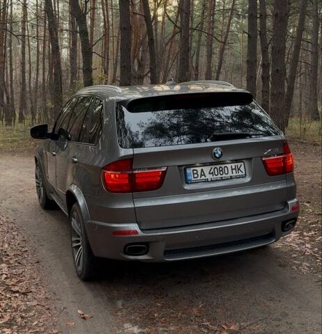 Серый БМВ Х5, объемом двигателя 3 л и пробегом 330 тыс. км за 13500 $, фото 7 на Automoto.ua
