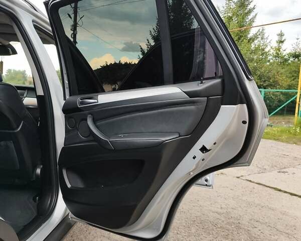 БМВ Х5 2011 в Львове на Automoto.ua Серый БМВ Х5, объемом двигателя 2.99 л и пробегом 238 тыс. км за 18500 $, фото 23 на Automoto.ua