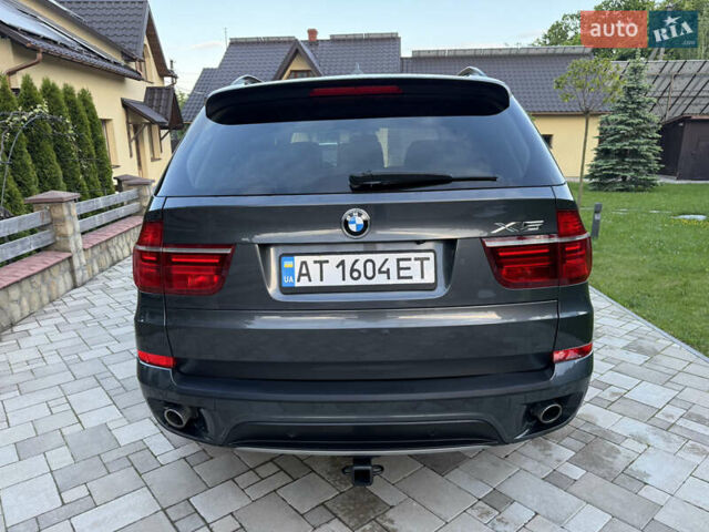 Серый БМВ Х5, объемом двигателя 3 л и пробегом 328 тыс. км за 16500 $, фото 25 на Automoto.ua