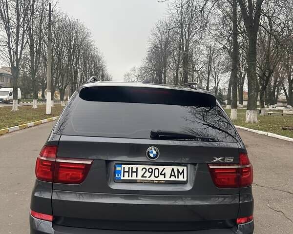 Серый БМВ Х5, объемом двигателя 2.99 л и пробегом 334 тыс. км за 16500 $, фото 26 на Automoto.ua