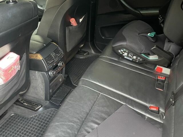 Серый БМВ Х5, объемом двигателя 3 л и пробегом 199 тыс. км за 18500 $, фото 14 на Automoto.ua