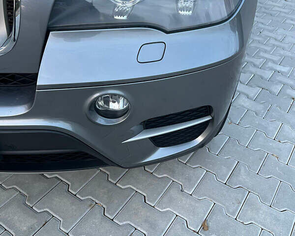 Серый БМВ Х5, объемом двигателя 3 л и пробегом 221 тыс. км за 21531 $, фото 6 на Automoto.ua