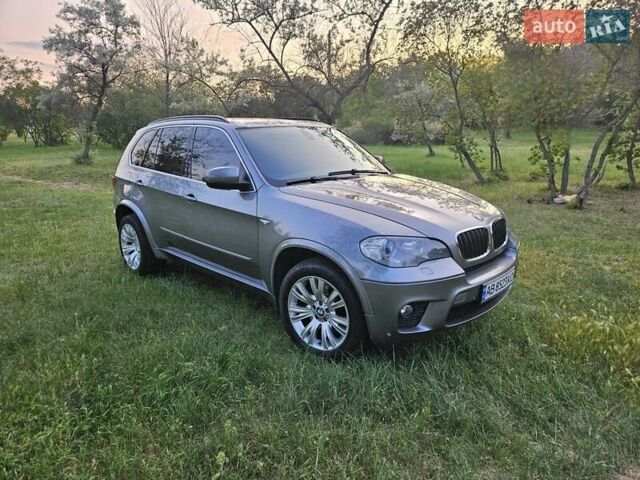 Серый БМВ Х5, объемом двигателя 3 л и пробегом 225 тыс. км за 15500 $, фото 11 на Automoto.ua