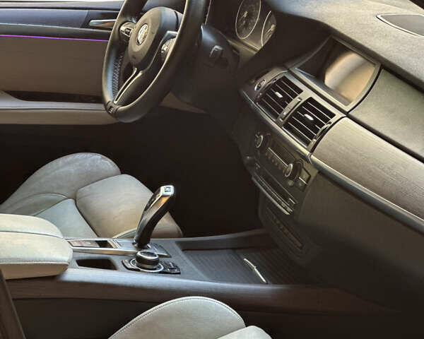 Сірий БМВ Х5, об'ємом двигуна 2.99 л та пробігом 15 тис. км за 19700 $, фото 3 на Automoto.ua