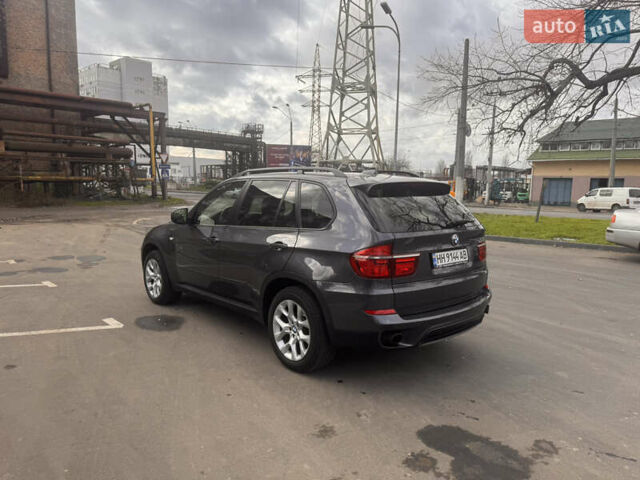 Серый БМВ Х5, объемом двигателя 2.98 л и пробегом 214 тыс. км за 15500 $, фото 6 на Automoto.ua