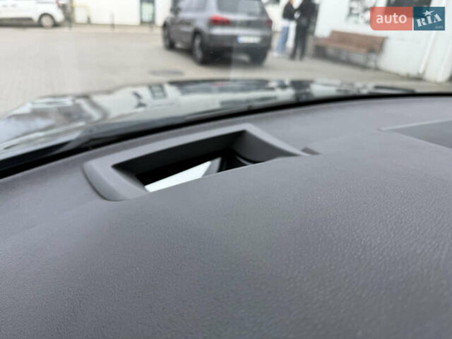 Сірий БМВ Х5, об'ємом двигуна 2.98 л та пробігом 180 тис. км за 14800 $, фото 23 на Automoto.ua