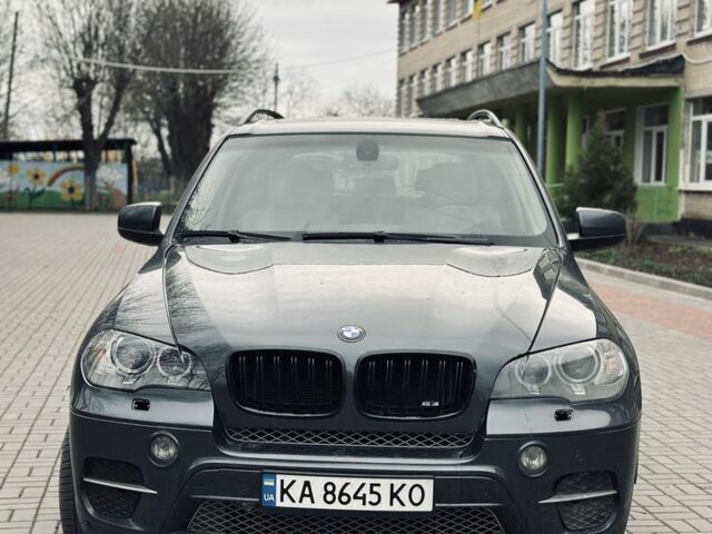 Серый БМВ Х5, объемом двигателя 3 л и пробегом 230 тыс. км за 11900 $, фото 5 на Automoto.ua