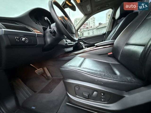 Сірий БМВ Х5, об'ємом двигуна 2.99 л та пробігом 320 тис. км за 14950 $, фото 14 на Automoto.ua