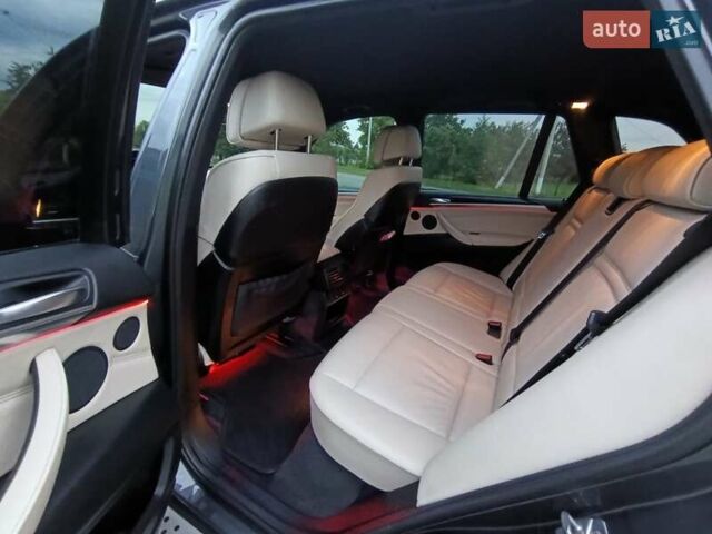 Сірий БМВ Х5, об'ємом двигуна 0 л та пробігом 216 тис. км за 19500 $, фото 36 на Automoto.ua