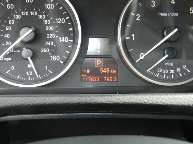 Сірий БМВ Х5, об'ємом двигуна 3 л та пробігом 120 тис. км за 14300 $, фото 7 на Automoto.ua