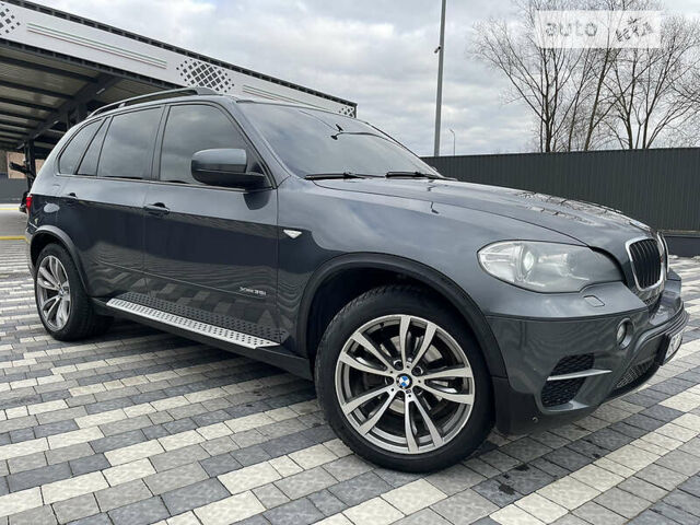 Сірий БМВ Х5, об'ємом двигуна 3.5 л та пробігом 245 тис. км за 16800 $, фото 3 на Automoto.ua