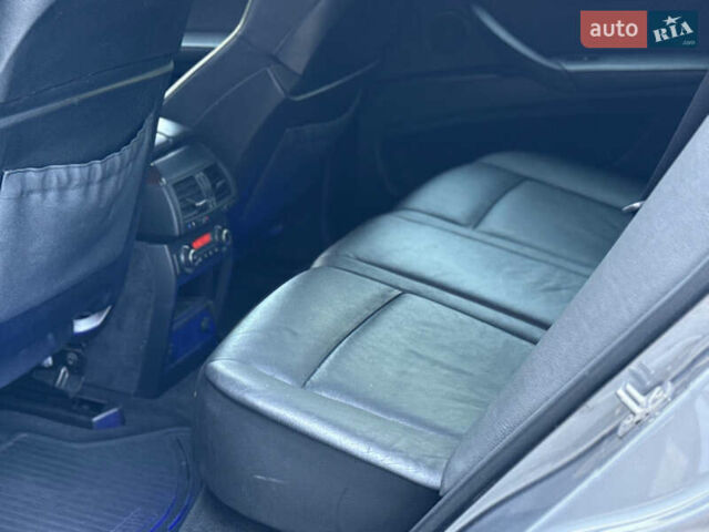 Сірий БМВ Х5, об'ємом двигуна 3 л та пробігом 207 тис. км за 17999 $, фото 32 на Automoto.ua