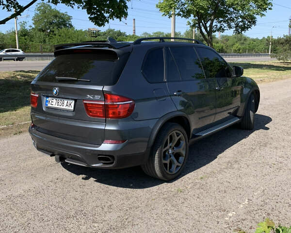 Сірий БМВ Х5, об'ємом двигуна 3 л та пробігом 317 тис. км за 17000 $, фото 4 на Automoto.ua