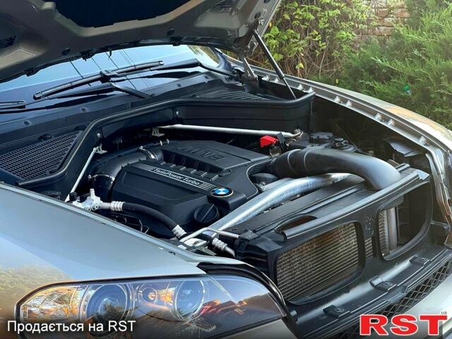 Серый БМВ Х5, объемом двигателя 3 л и пробегом 262 тыс. км за 13900 $, фото 8 на Automoto.ua