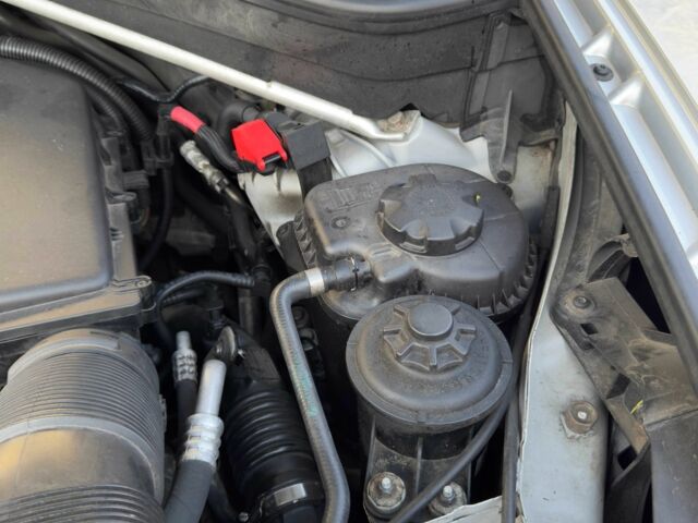 Серый БМВ Х5, объемом двигателя 3 л и пробегом 211 тыс. км за 8500 $, фото 5 на Automoto.ua