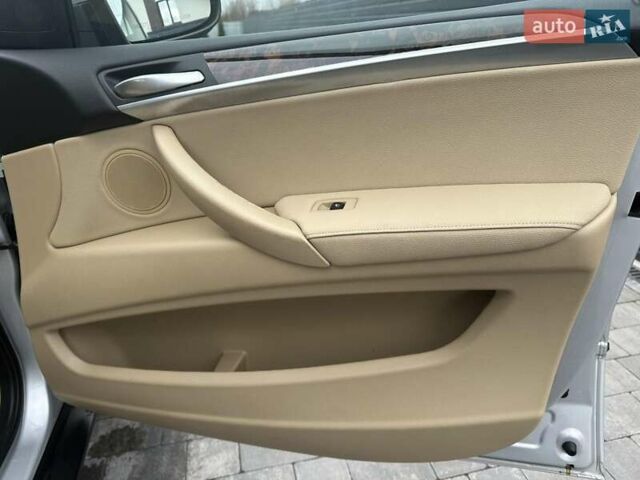 Сірий БМВ Х5, об'ємом двигуна 3 л та пробігом 270 тис. км за 14650 $, фото 20 на Automoto.ua