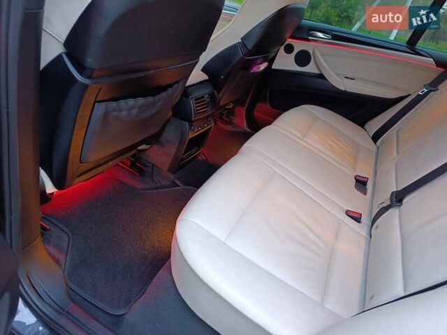 Сірий БМВ Х5, об'ємом двигуна 0 л та пробігом 216 тис. км за 19500 $, фото 34 на Automoto.ua