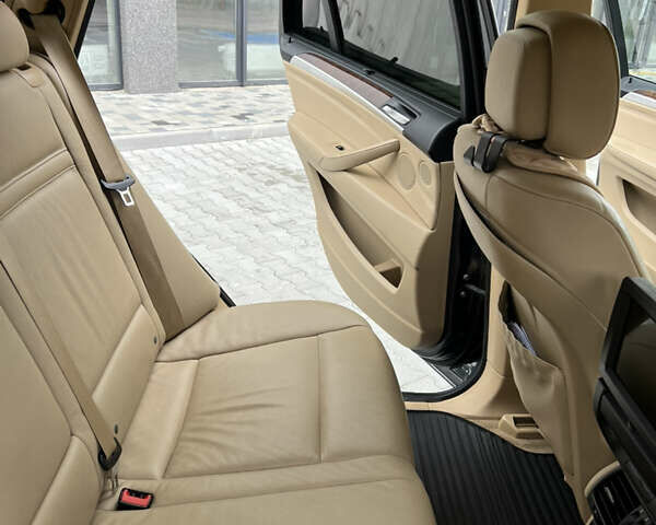 Серый БМВ Х5, объемом двигателя 2.99 л и пробегом 252 тыс. км за 18700 $, фото 9 на Automoto.ua