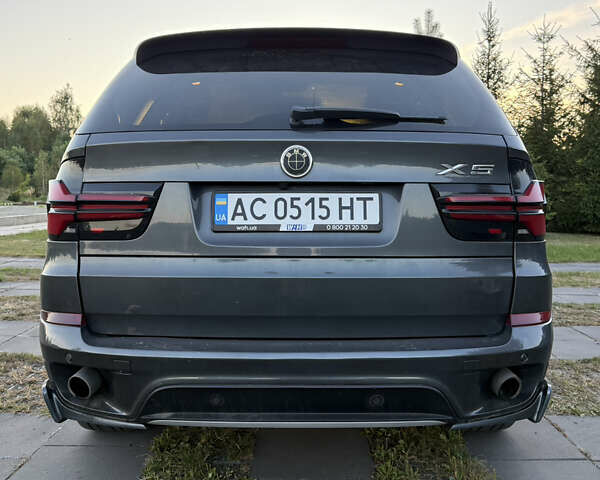 Сірий БМВ Х5, об'ємом двигуна 2.98 л та пробігом 244 тис. км за 17000 $, фото 5 на Automoto.ua