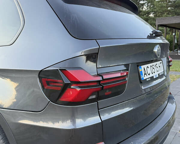 Сірий БМВ Х5, об'ємом двигуна 2.98 л та пробігом 244 тис. км за 17000 $, фото 3 на Automoto.ua