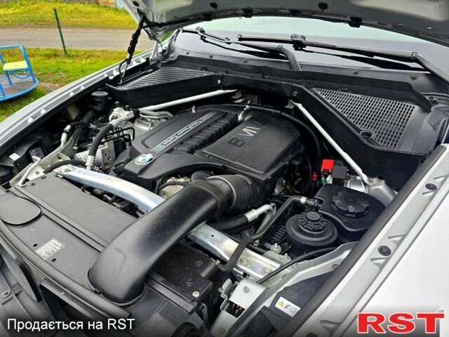 Серый БМВ Х5, объемом двигателя 3 л и пробегом 169 тыс. км за 13500 $, фото 12 на Automoto.ua