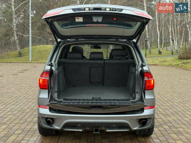 Серый БМВ Х5, объемом двигателя 2.98 л и пробегом 180 тыс. км за 12500 $, фото 15 на Automoto.ua