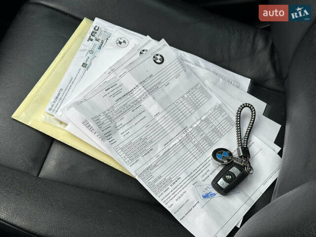 Сірий БМВ Х5, об'ємом двигуна 3 л та пробігом 304 тис. км за 11990 $, фото 70 на Automoto.ua