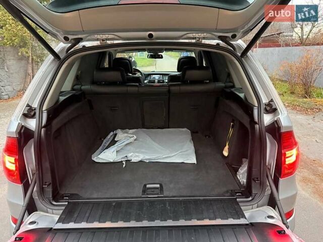 Серый БМВ Х5, объемом двигателя 2.98 л и пробегом 168 тыс. км за 12300 $, фото 11 на Automoto.ua