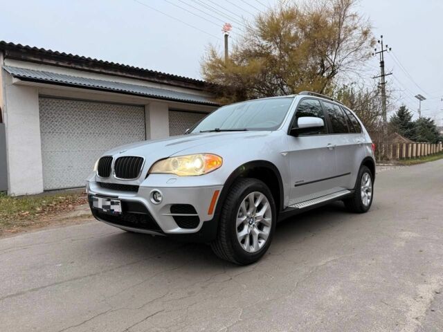 Серый БМВ Х5, объемом двигателя 3 л и пробегом 168 тыс. км за 12300 $, фото 7 на Automoto.ua