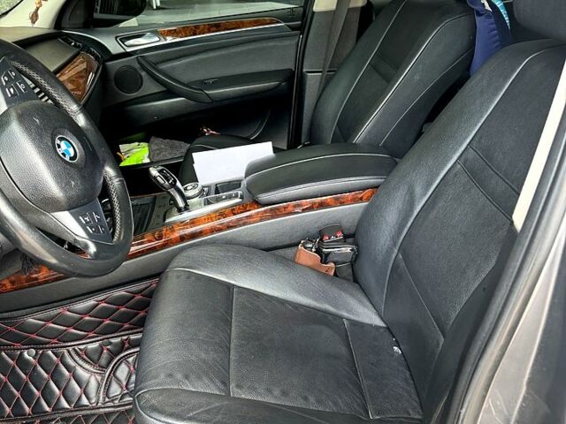 БМВ Х5 2011 в Житомире на Automoto.ua Серый БМВ Х5, объемом двигателя 3 л и пробегом 250 тыс. км за 16500 $, фото 12 на Automoto.ua