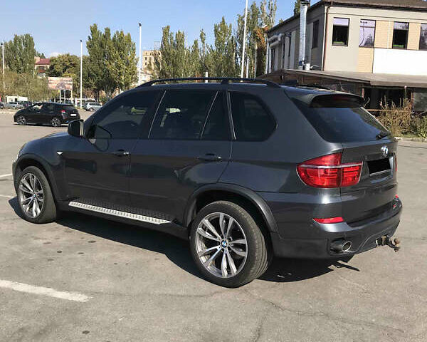 Сірий БМВ Х5, об'ємом двигуна 2.98 л та пробігом 328 тис. км за 14500 $, фото 6 на Automoto.ua