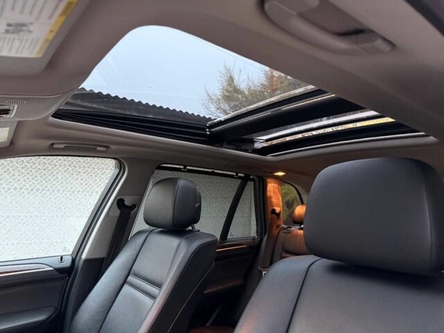 Сірий БМВ Х5, об'ємом двигуна 3 л та пробігом 168 тис. км за 12300 $, фото 13 на Automoto.ua