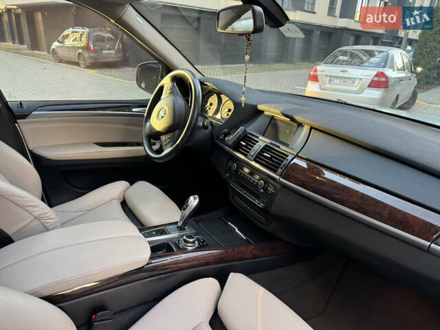 Серый БМВ Х5, объемом двигателя 3 л и пробегом 287 тыс. км за 15500 $, фото 48 на Automoto.ua