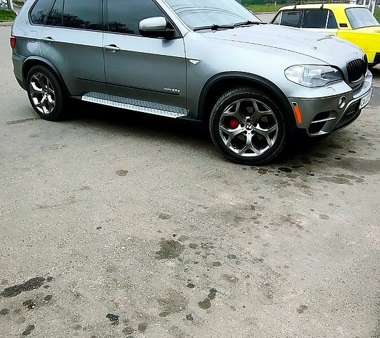 Серый БМВ Х5, объемом двигателя 3 л и пробегом 208 тыс. км за 17500 $, фото 5 на Automoto.ua