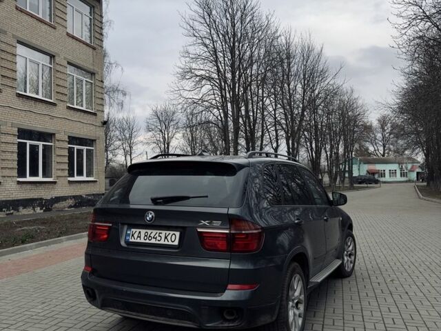 Серый БМВ Х5, объемом двигателя 3 л и пробегом 230 тыс. км за 11900 $, фото 2 на Automoto.ua