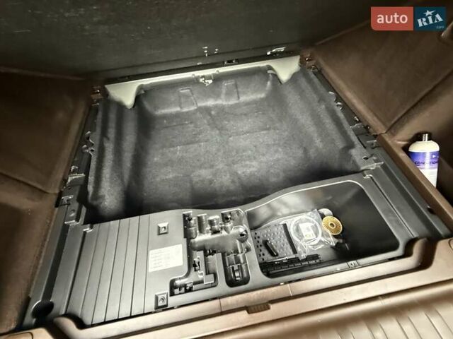 Серый БМВ Х5, объемом двигателя 3 л и пробегом 320 тыс. км за 16900 $, фото 82 на Automoto.ua