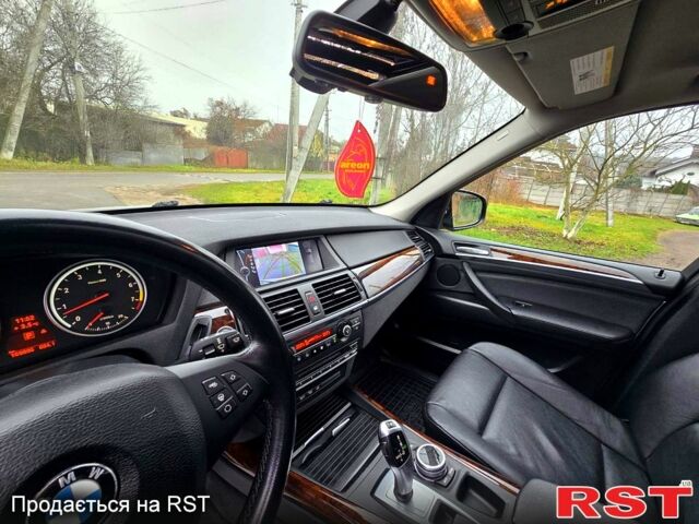 Серый БМВ Х5, объемом двигателя 3 л и пробегом 169 тыс. км за 13500 $, фото 7 на Automoto.ua