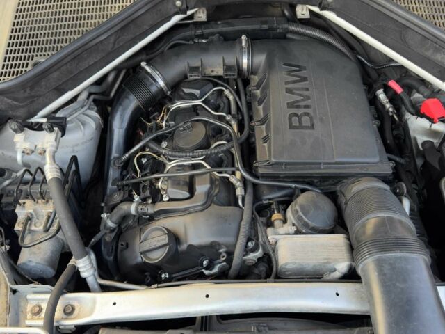Серый БМВ Х5, объемом двигателя 3 л и пробегом 211 тыс. км за 8500 $, фото 8 на Automoto.ua