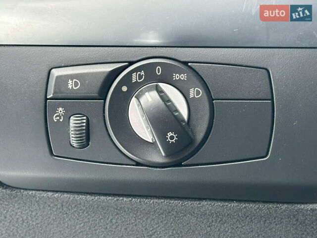 Сірий БМВ Х5, об'ємом двигуна 3 л та пробігом 304 тис. км за 11990 $, фото 32 на Automoto.ua